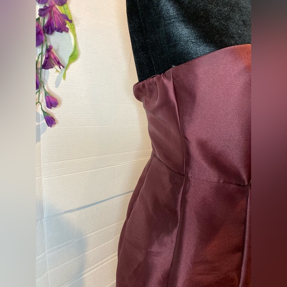 B.Darlin Formal Prom Homecoming Dress Juniors Burgundy Trumpet Size 7/8 [bb] - Picture 4 of 7